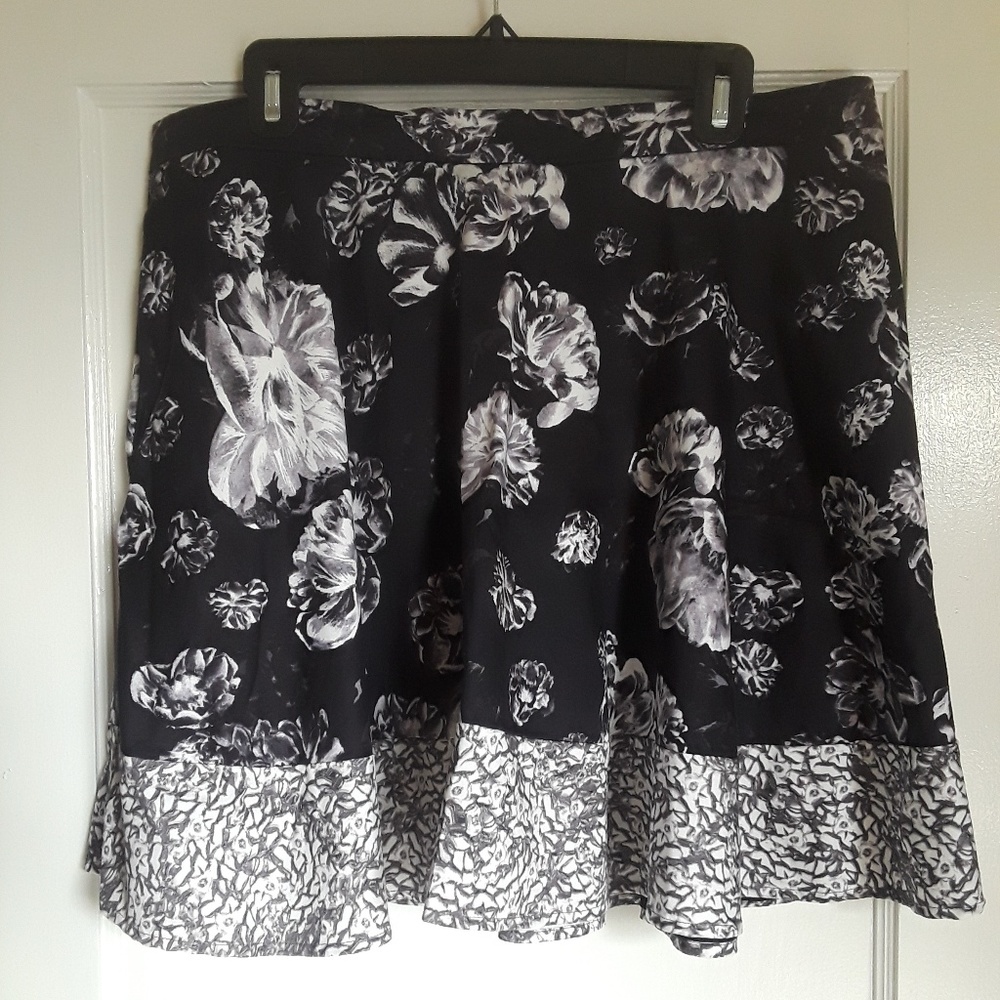 Party Skirt with Pockets!